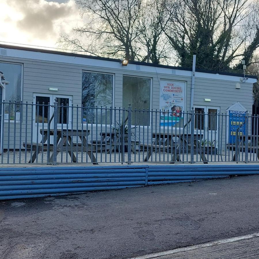 Warden Springs Caravan Park Ms16 Thornhill Road, Eastchurch,Me124Hf Sheerness Extérieur photo